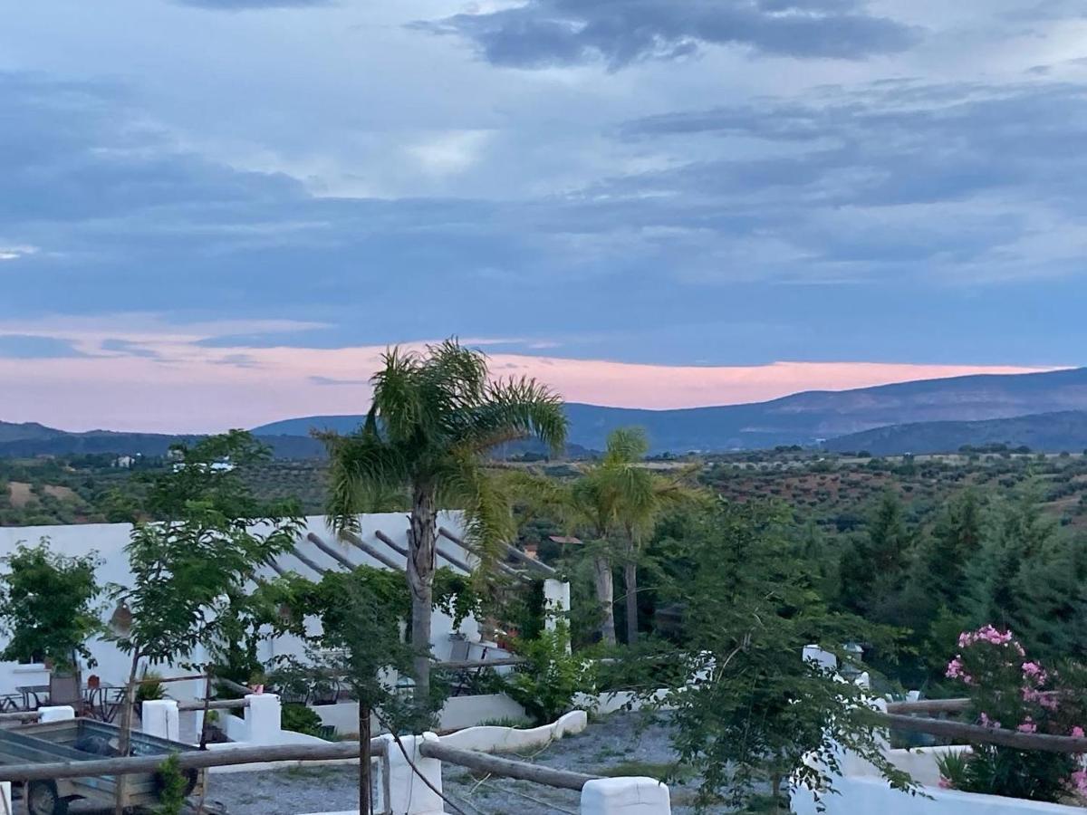 Finca El Atardecer-Luna Los Santos de Maimona Екстер'єр фото